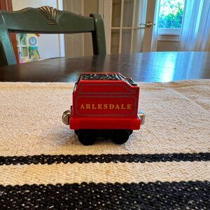 Thomas Train Take N Play Diecast Mike Metal ARLESDALE TENDER - Red